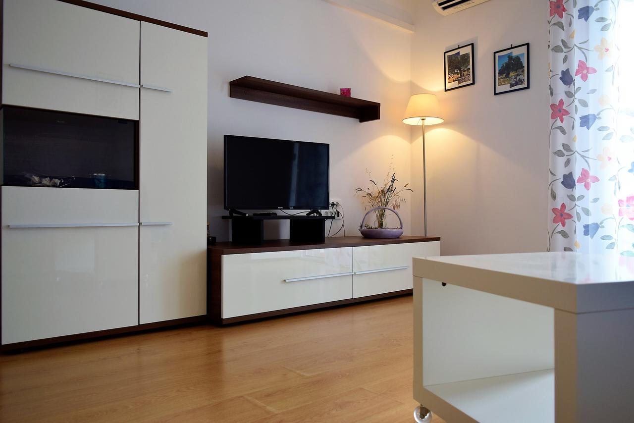 Sunnyy Beacch Apartments Banjol 外观 照片